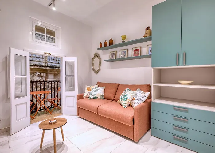 Beautiful Traditional Townhouse In The Heart Of Amif2-1 Dom wakacyjny