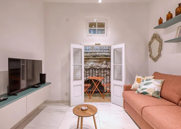 Beautiful Traditional Townhouse In The Heart Of Amif2-1 Dom wakacyjny