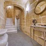 Beautiful Traditional Townhouse In The Heart Of Amif2-1 Rabat