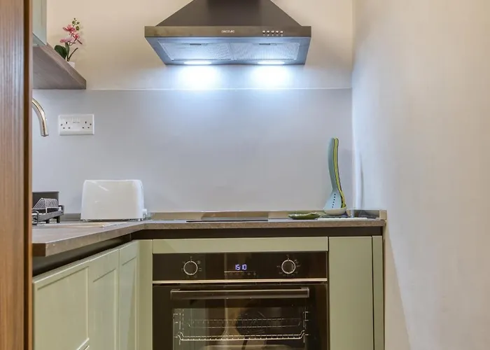 Case de vacanță Beautiful Traditional Townhouse In The Heart Of Amif2-1