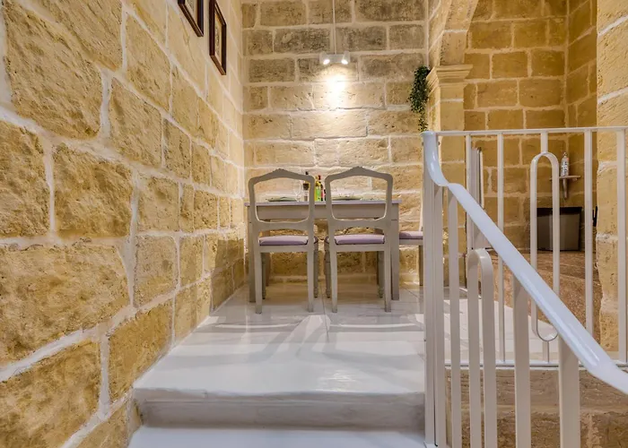 Casa vacanze Beautiful Traditional Townhouse In The Heart Of Amif2-1